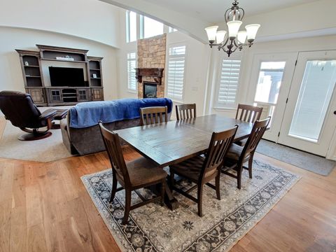 Tiny photo for 552 W SUNSET CREST WAY S, Draper, UT 84020 (MLS # 2130815)