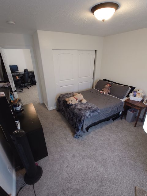 Tiny photo for 552 W SUNSET CREST WAY S, Draper, UT 84020 (MLS # 2130815)