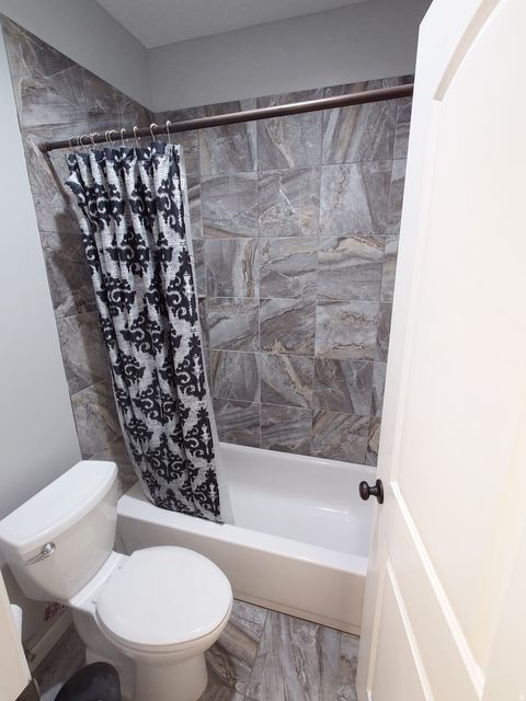 Tiny photo for 552 W SUNSET CREST WAY S, Draper, UT 84020 (MLS # 2130815)