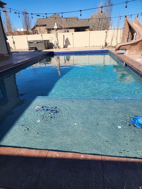 Tiny photo for 552 W SUNSET CREST WAY S, Draper, UT 84020 (MLS # 2130815)