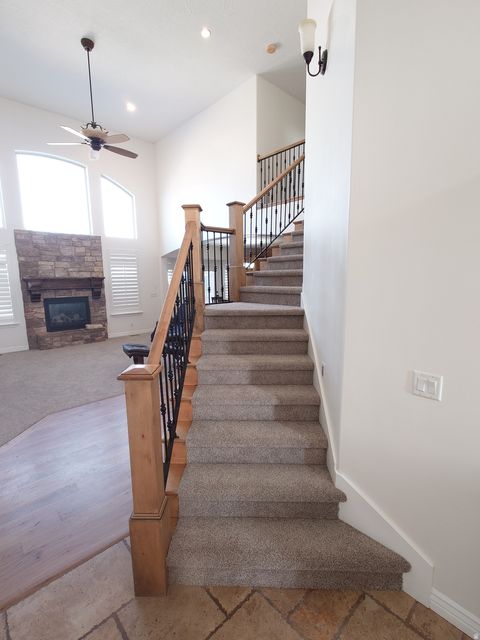 Tiny photo for 552 W SUNSET CREST WAY S, Draper, UT 84020 (MLS # 2130815)
