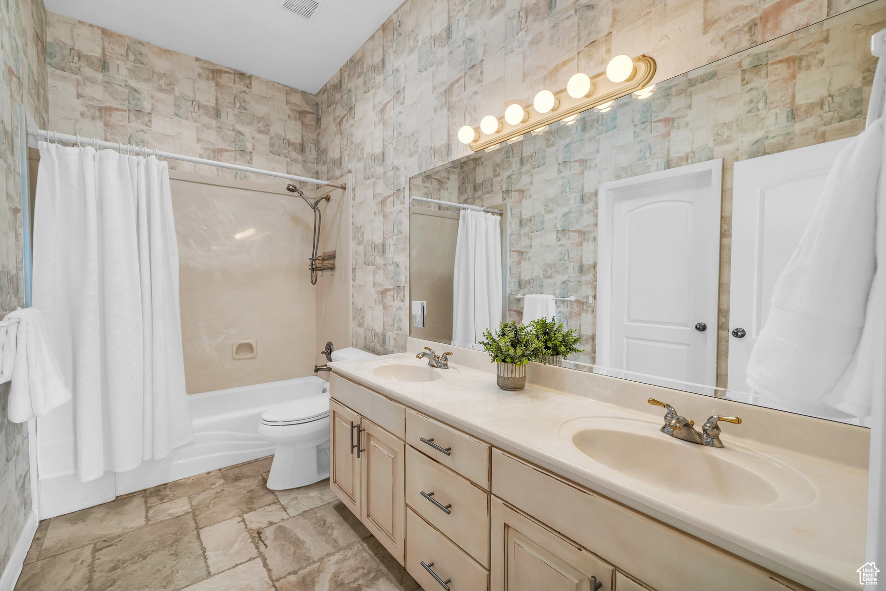 743 N Sky Mountain Blvd, Hurricane, Utah image 25