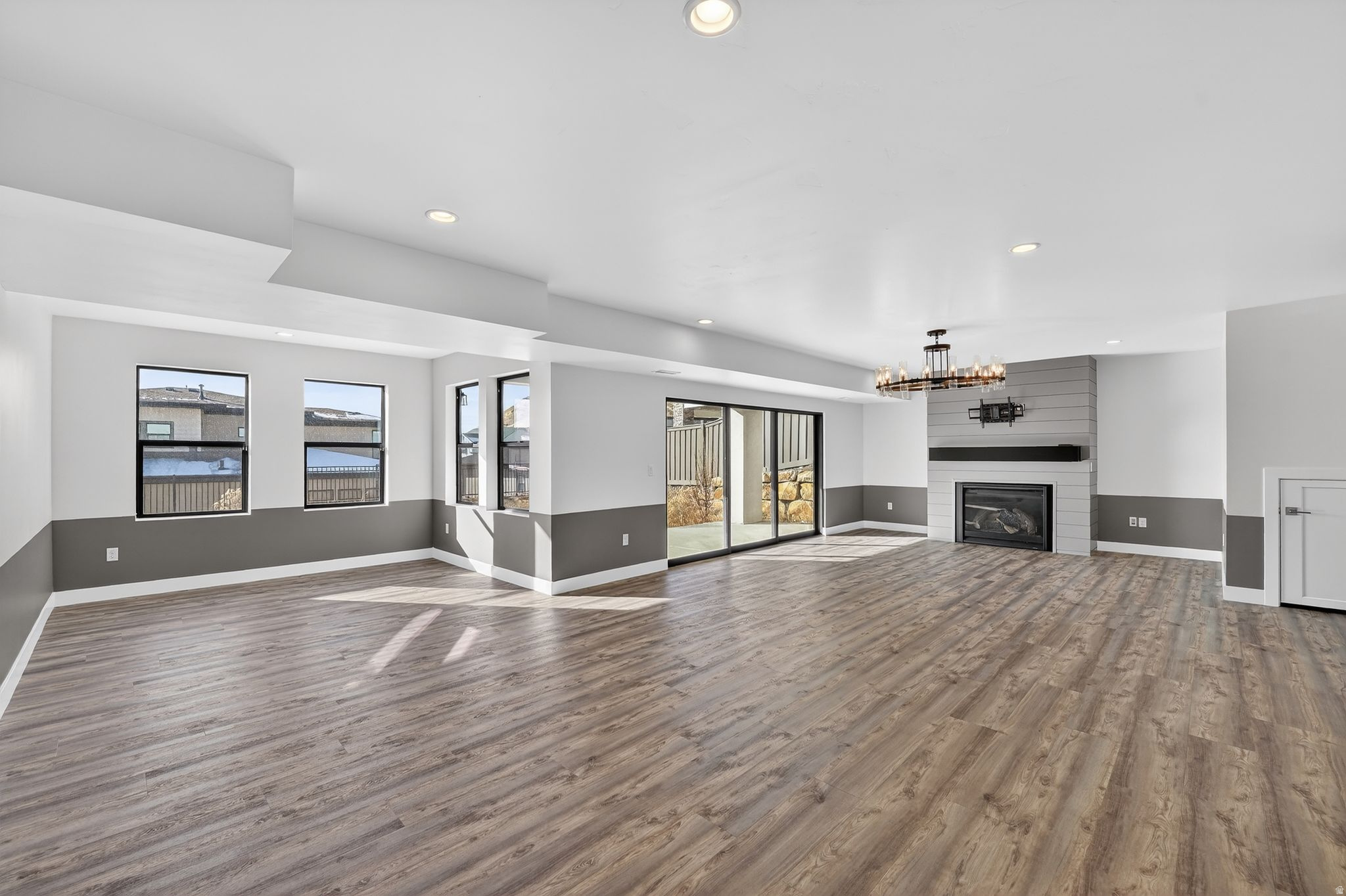 CANYON POINT - Residential