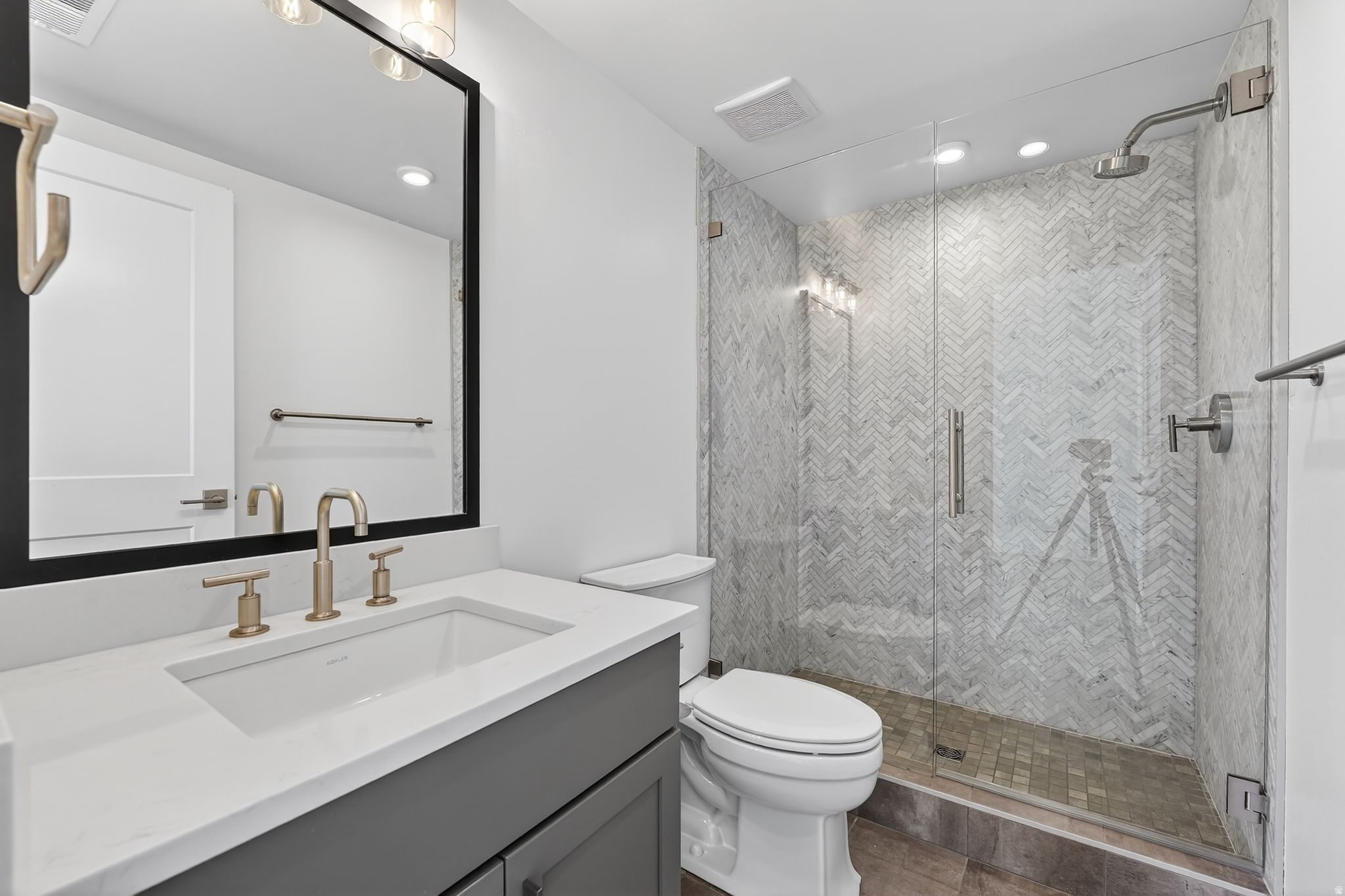 CANYON POINT - Residential