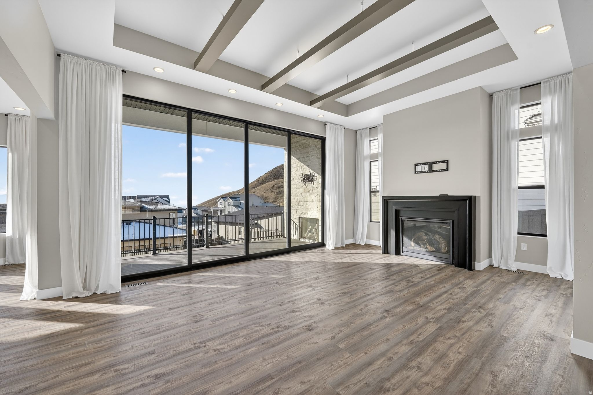 CANYON POINT - Residential