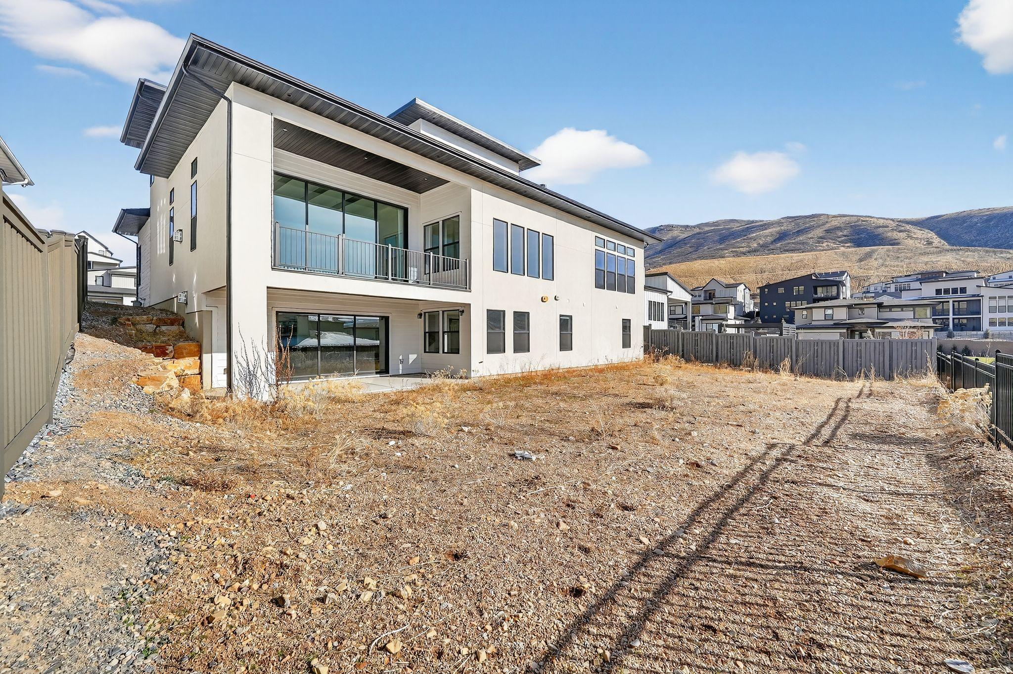 CANYON POINT - Residential