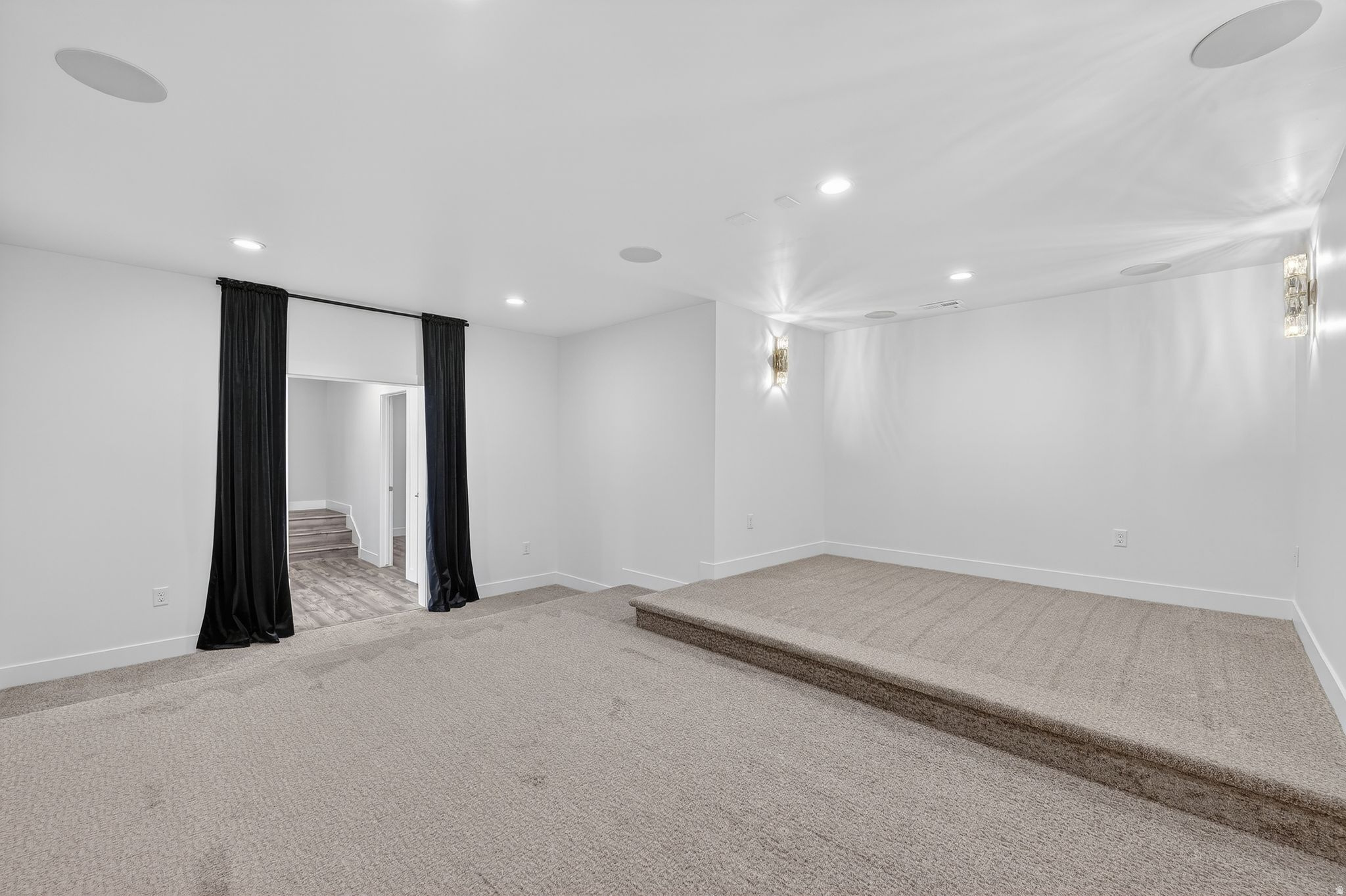 CANYON POINT - Residential