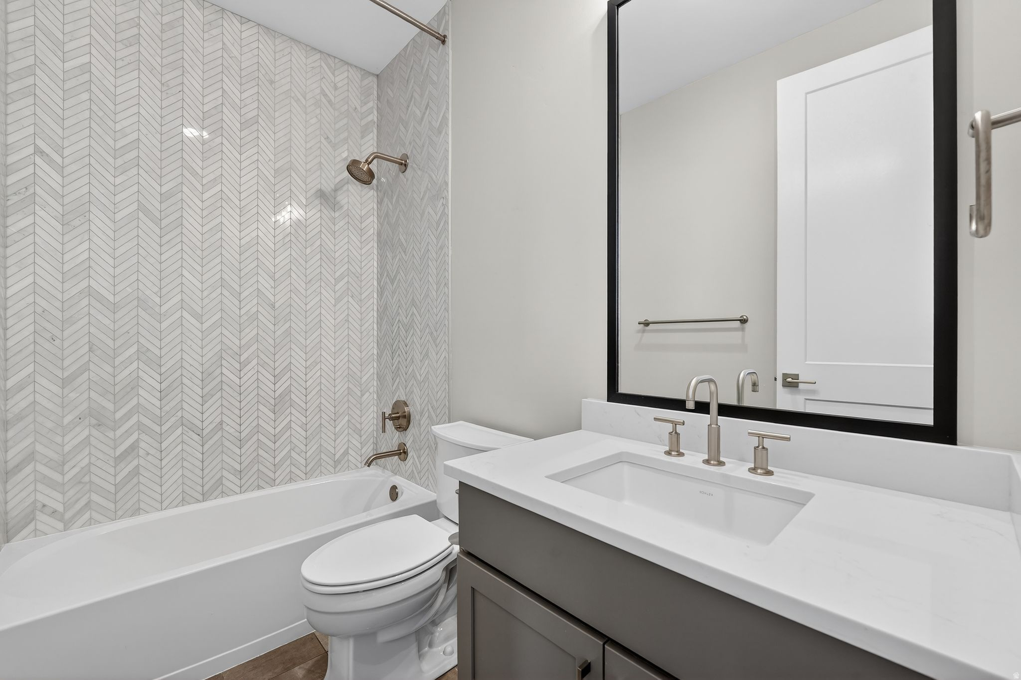 CANYON POINT - Residential