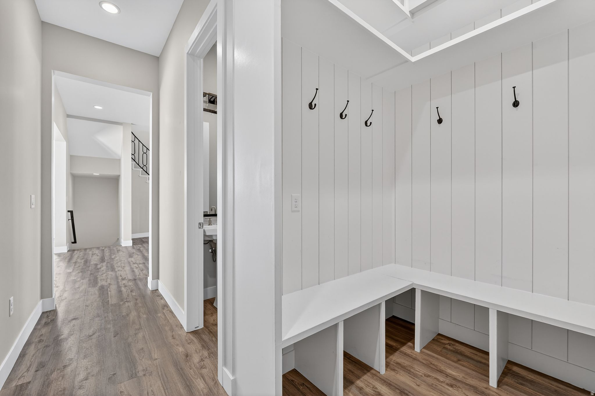 CANYON POINT - Residential