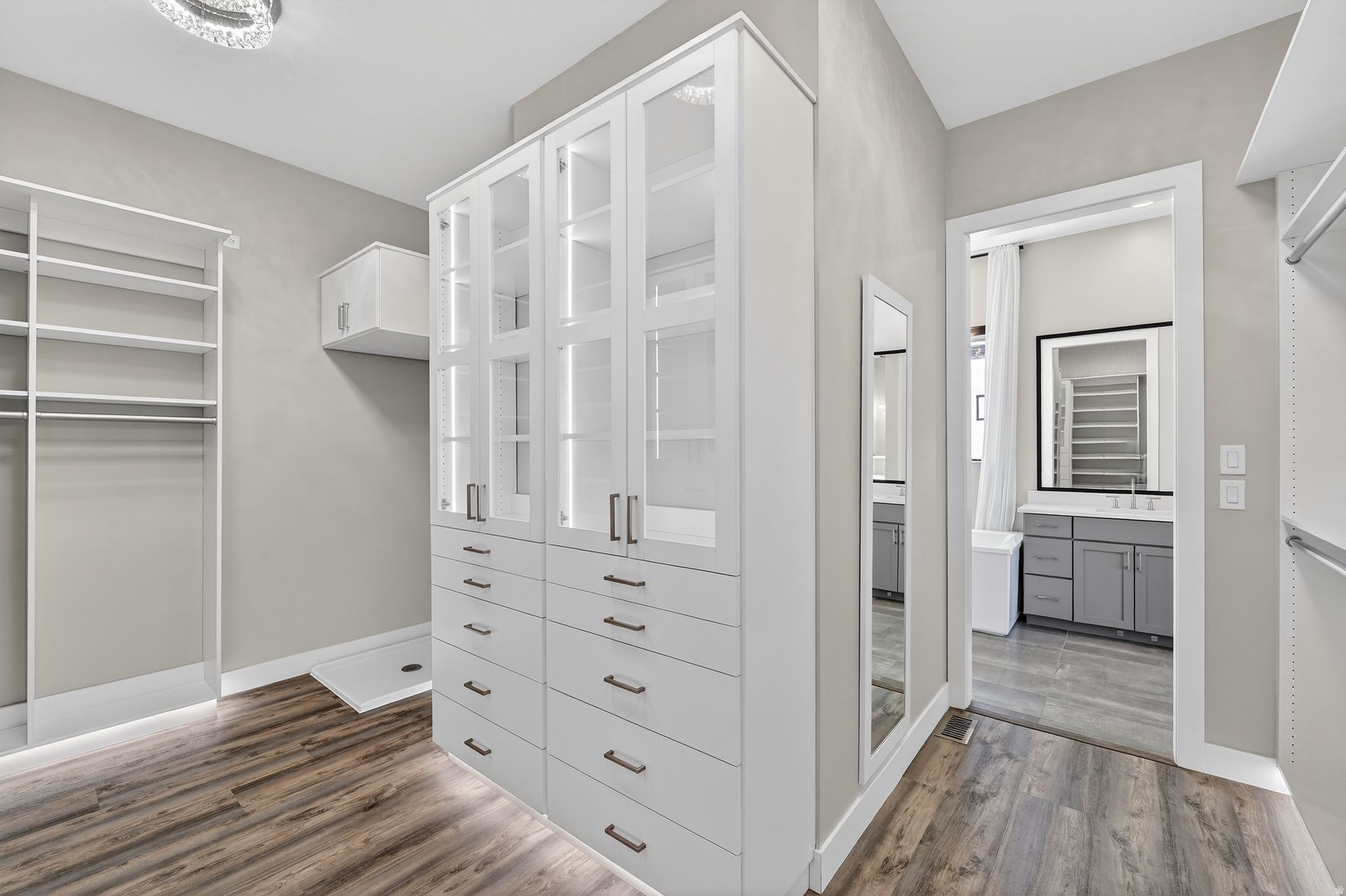 CANYON POINT - Residential