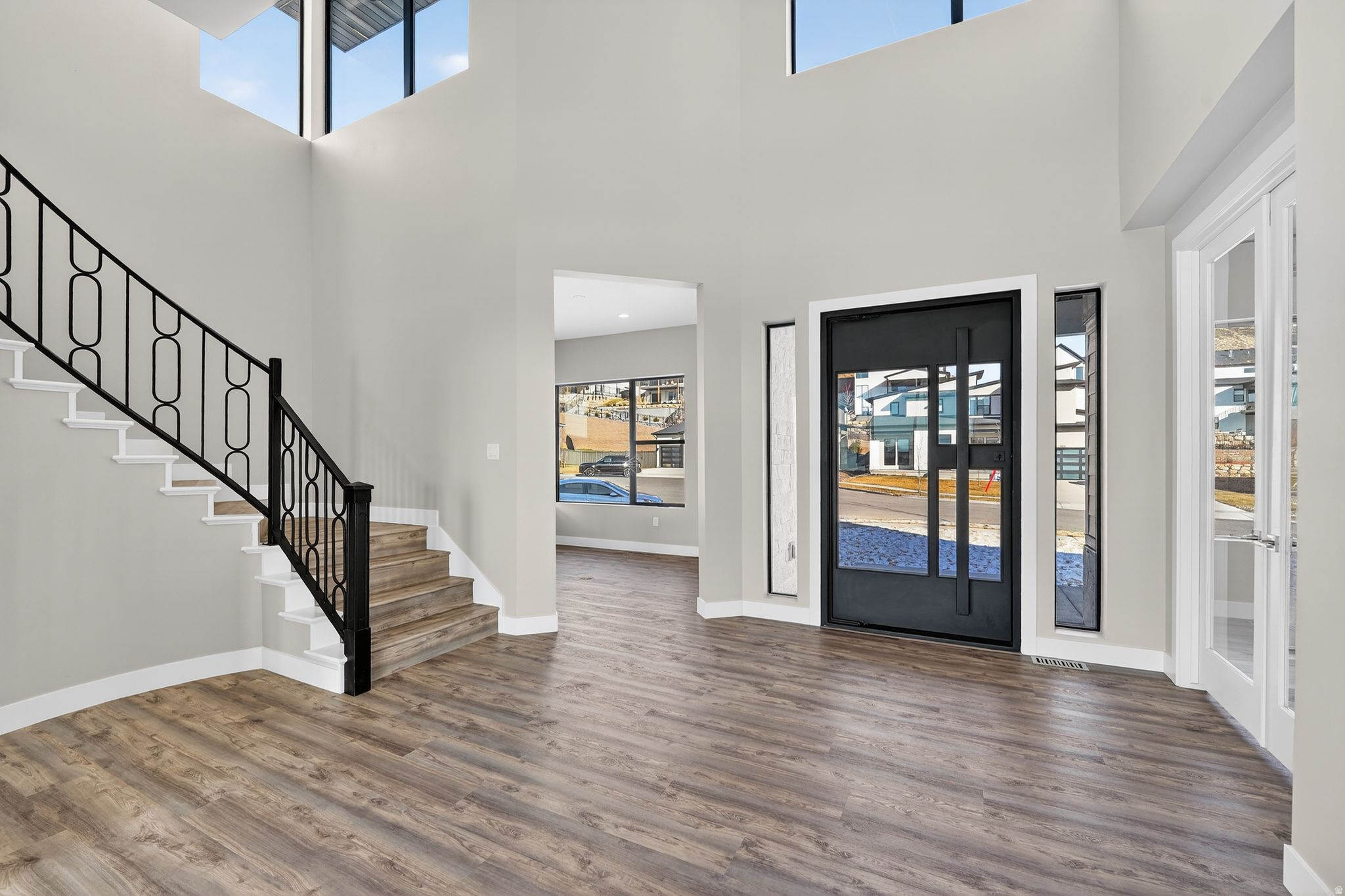 CANYON POINT - Residential