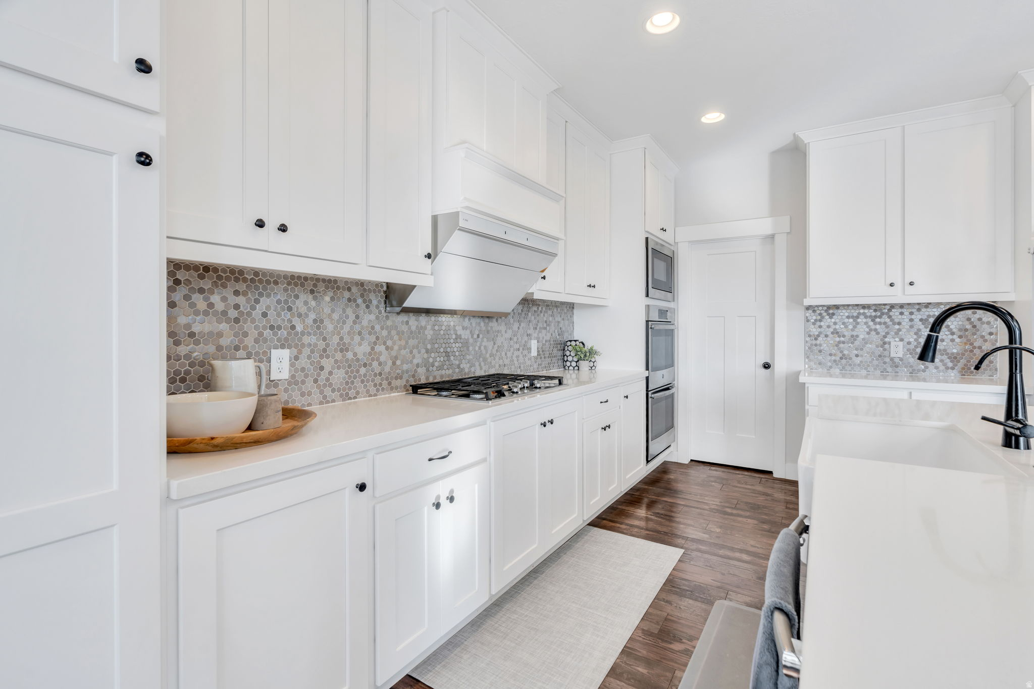 THE MEADOWS - Residential