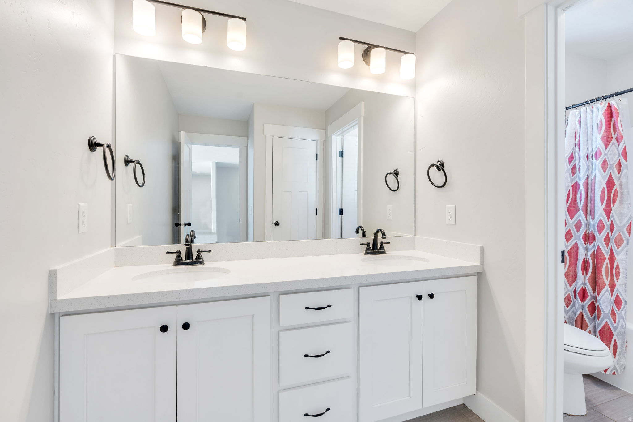 THE MEADOWS - Residential