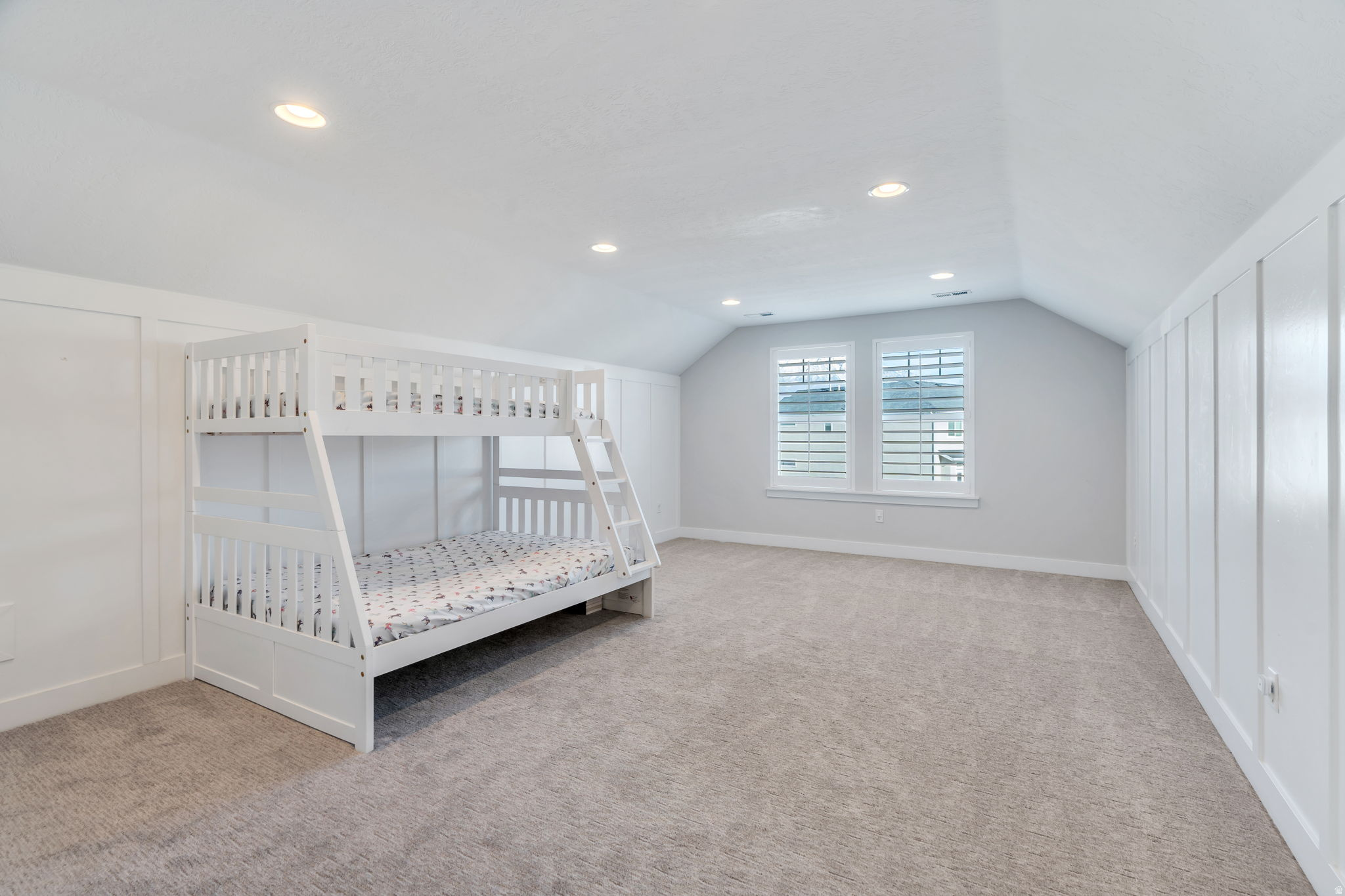 THE MEADOWS - Residential