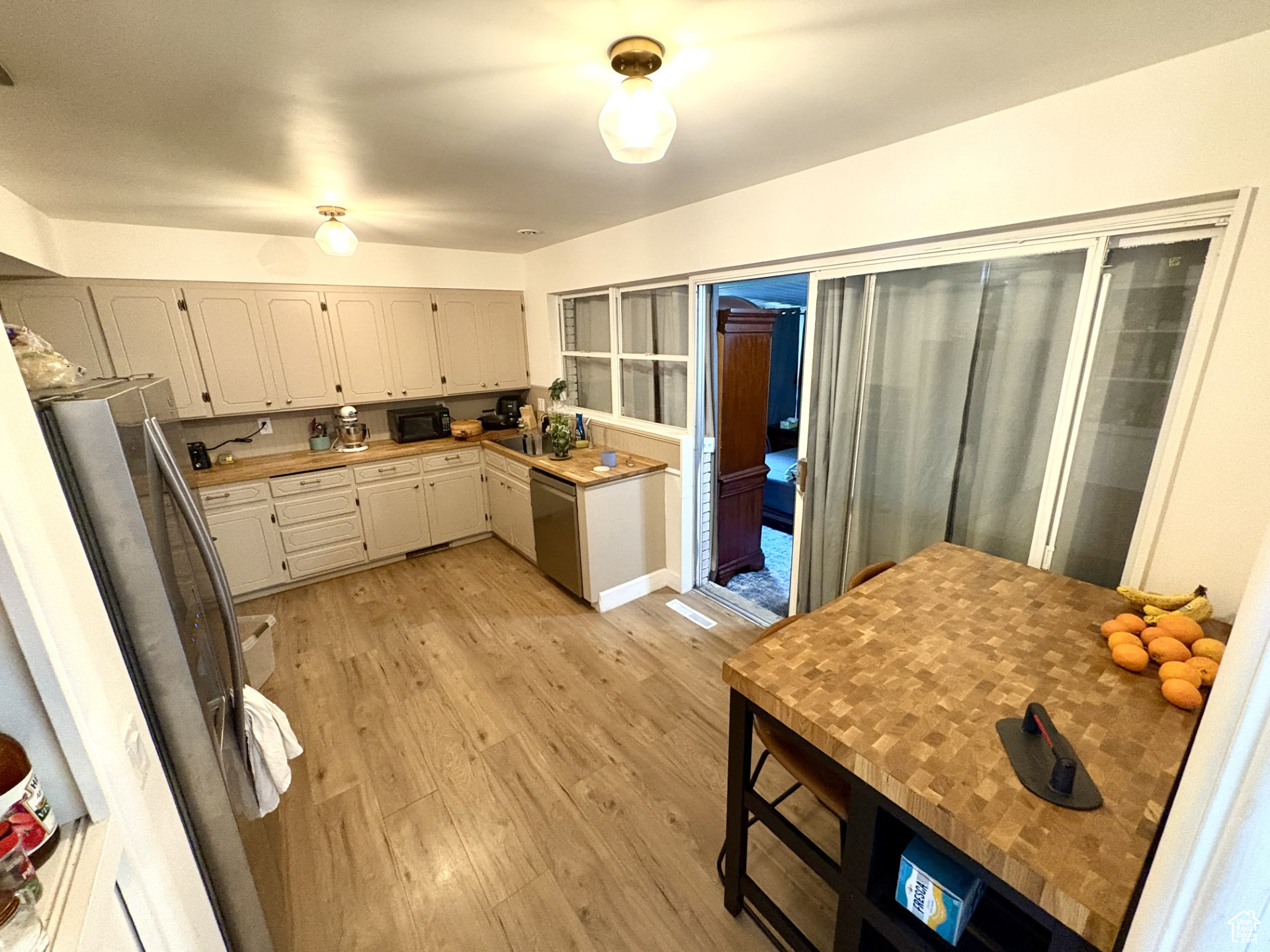 776 S Cherry Dr, Orem, Utah image 4