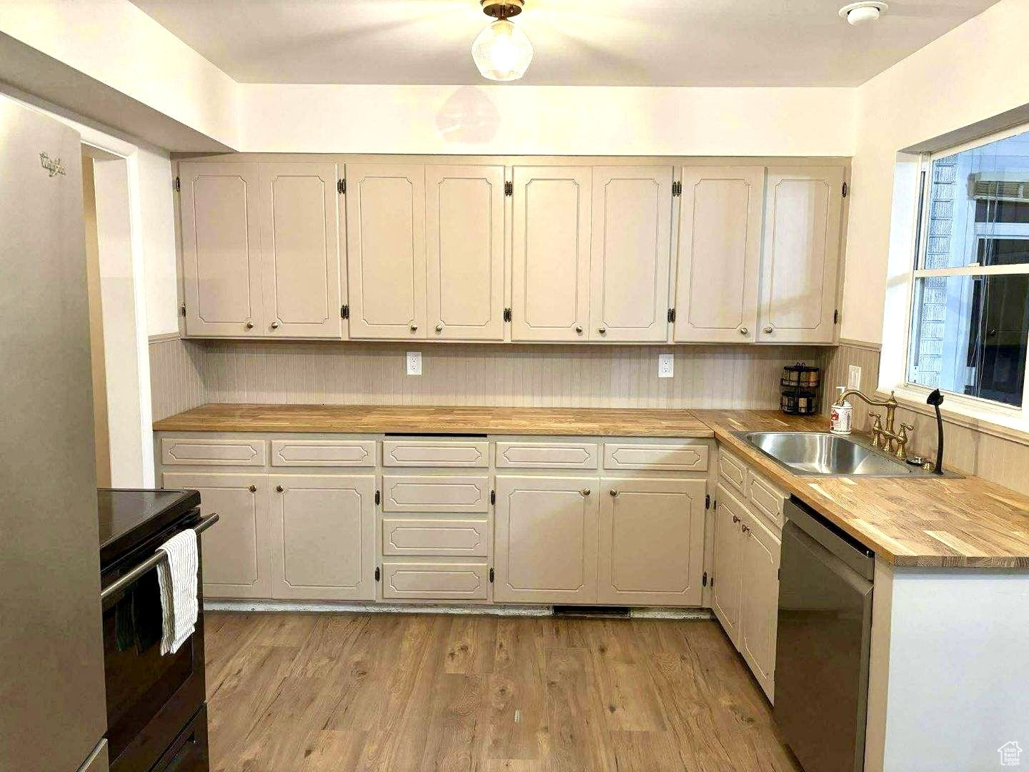 776 S Cherry Dr, Orem, Utah image 33
