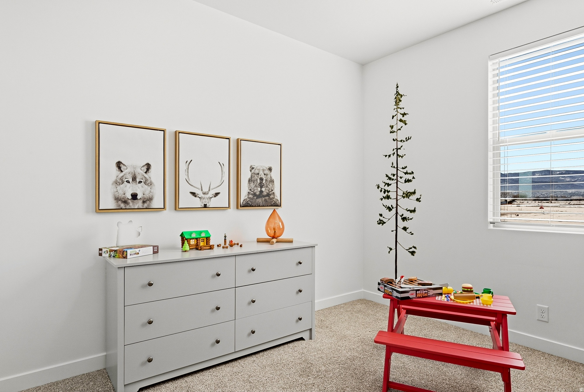 SKY VIEW ESTATES - Residential Income