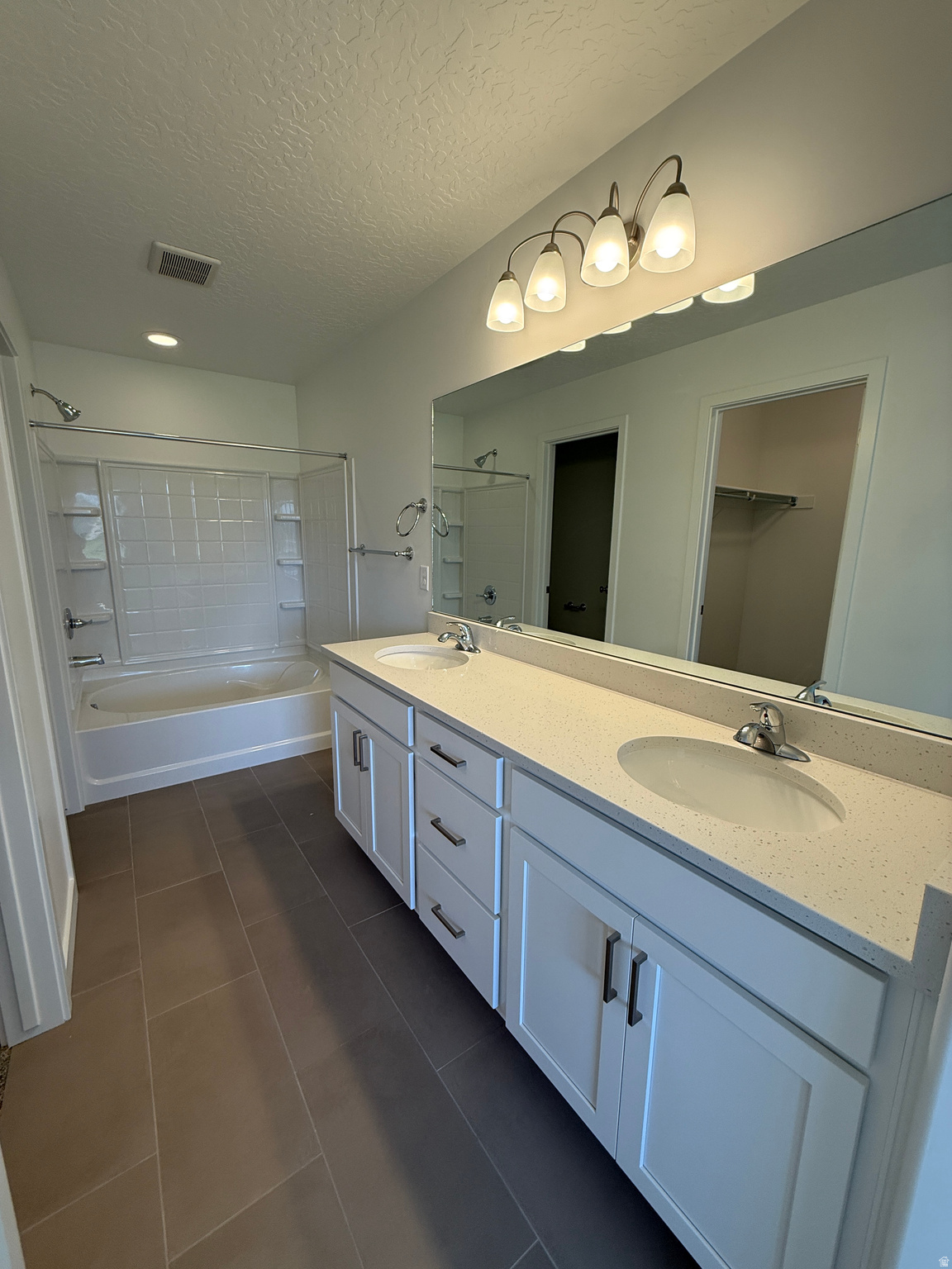 MEADOWBROOK - Residential