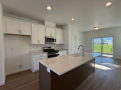 Tiny photo for 486 S 700 W #447, American Fork, UT 84003 (MLS # 2148405)