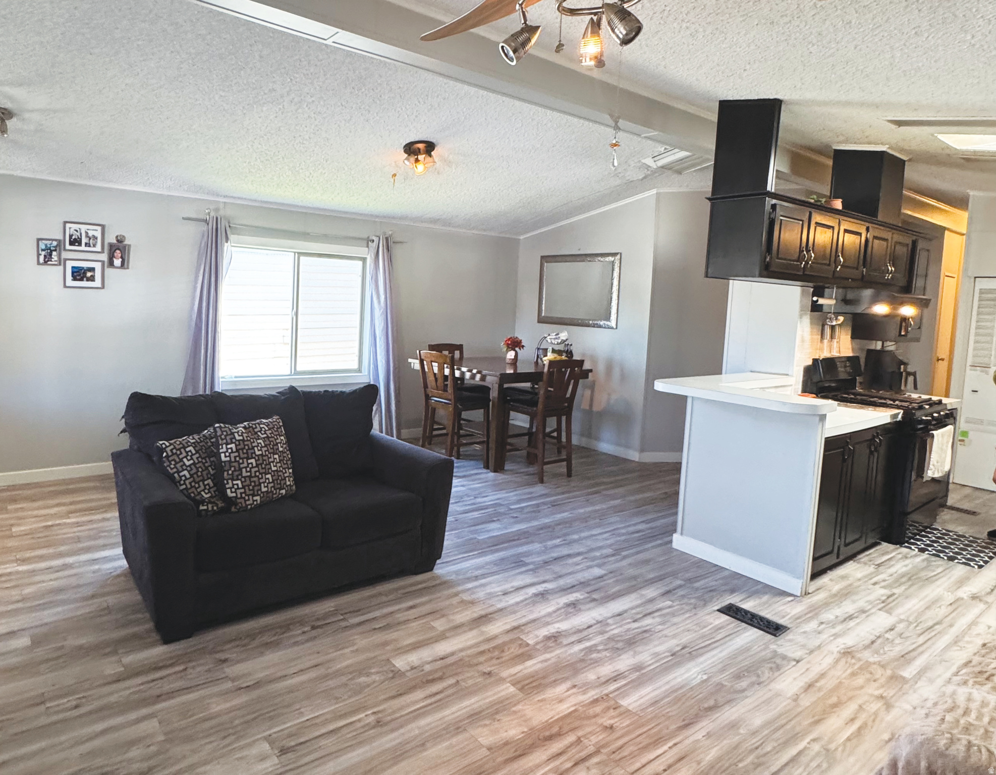 MAJESTIC OAKS PARK - Residential