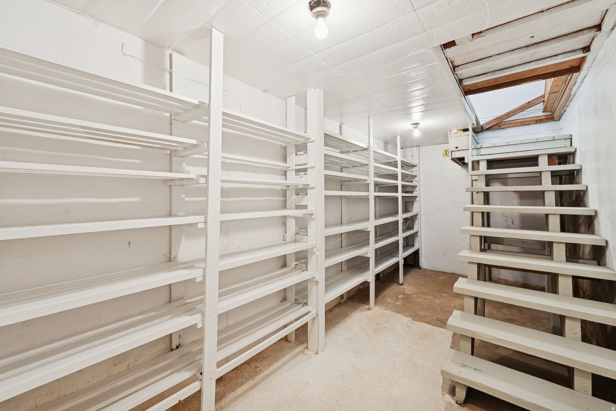 RADIUS CURVE - Residential