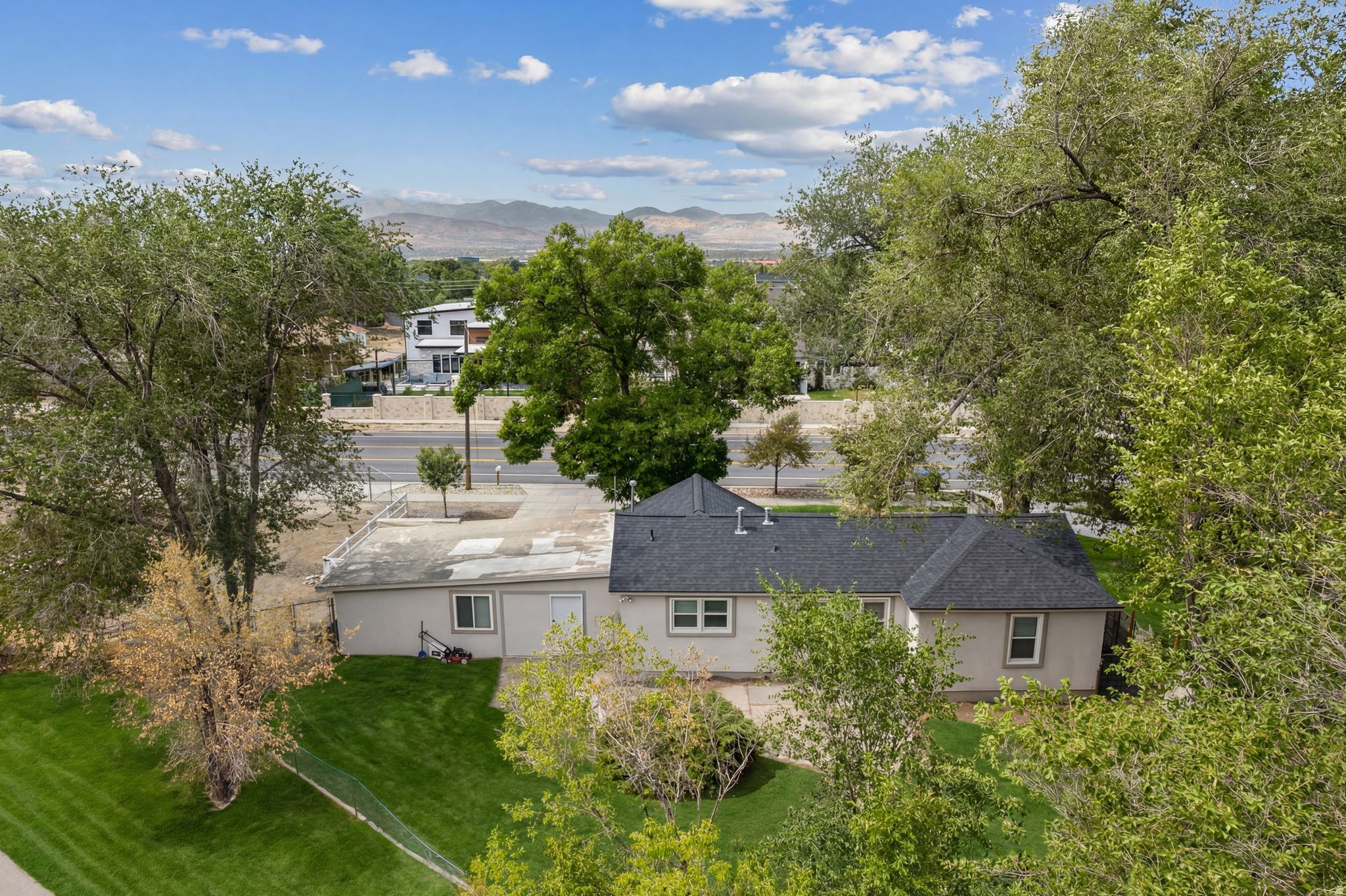 RADIUS CURVE - Residential