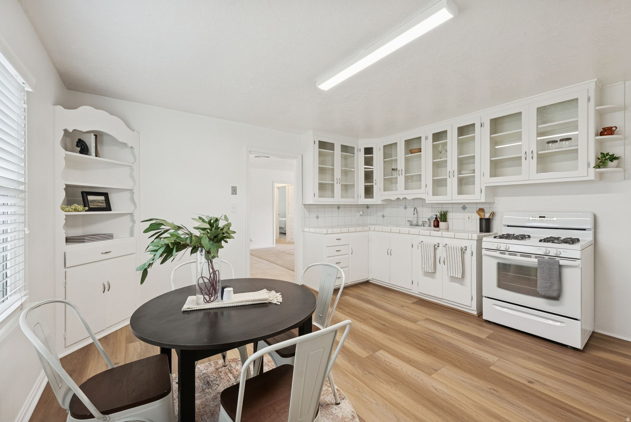 RADIUS CURVE - Residential