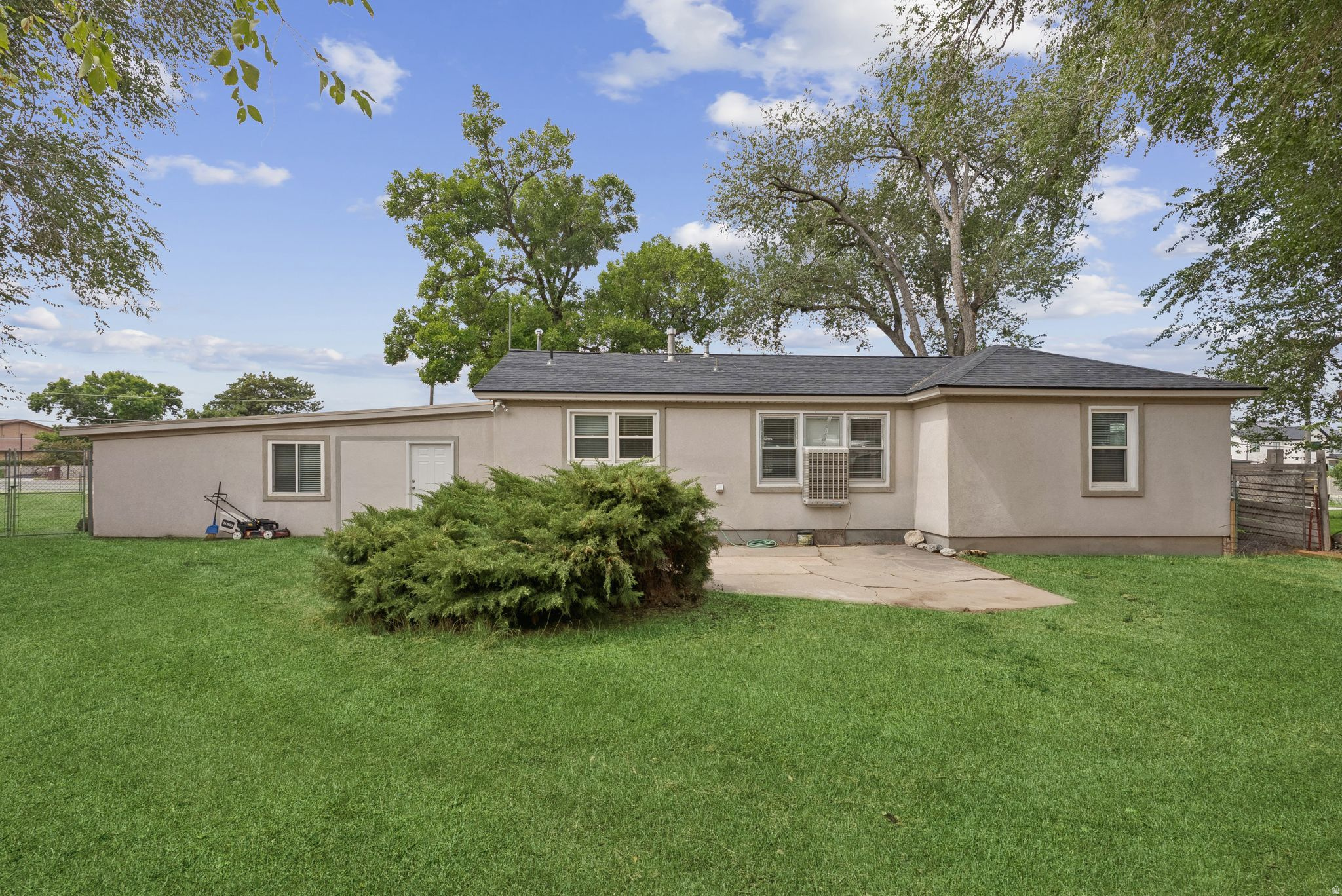 RADIUS CURVE - Residential