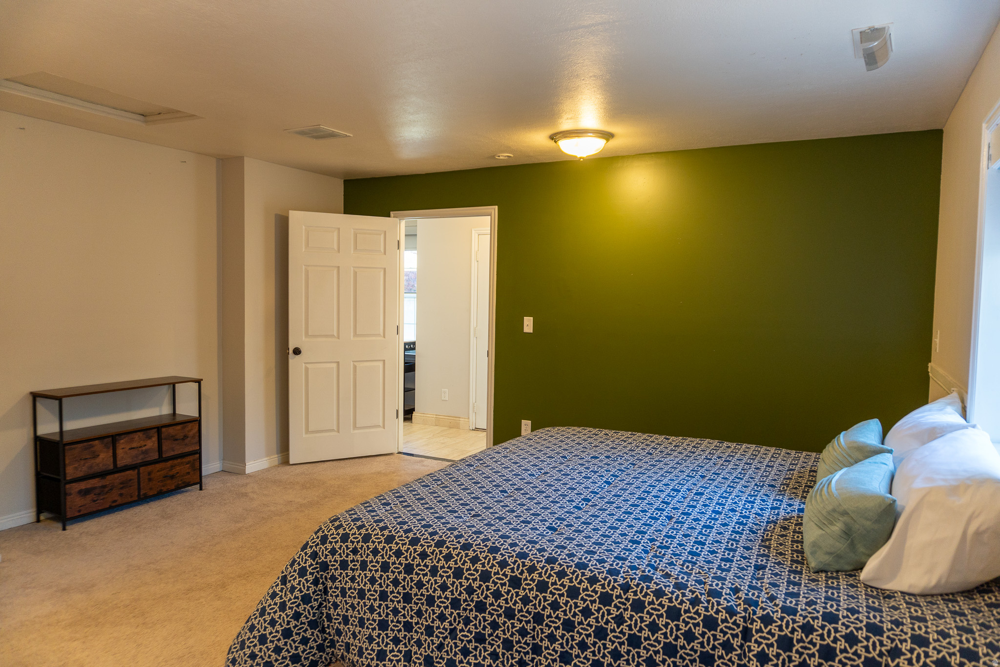 HOLLADAY HIGHLANDS - Residential