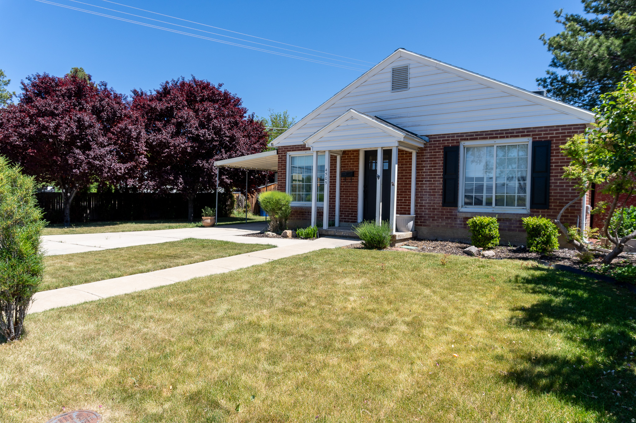 HOLLADAY HIGHLANDS - Residential