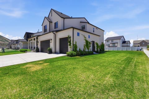Tiny photo for 3364 S MAPLETON HEIGHTS DR #101, Mapleton, UT 84664 (MLS # 2175175)