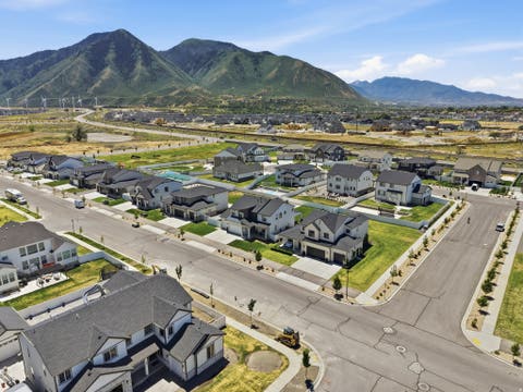 Tiny photo for 3364 S MAPLETON HEIGHTS DR #101, Mapleton, UT 84664 (MLS # 2175175)
