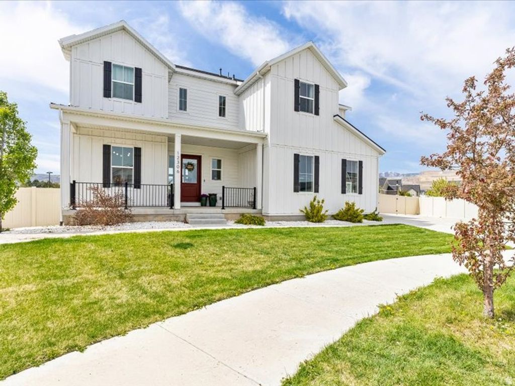 Photo of 12306 S ELENA CANYON COVE Cv W, Herriman, UT 84096 (MLS # 2153048)