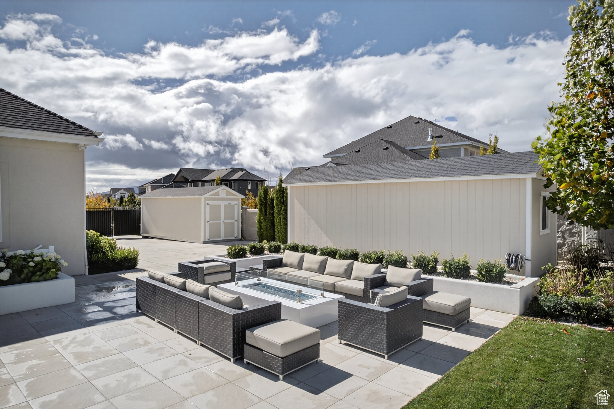 DRY CREEK - Residential