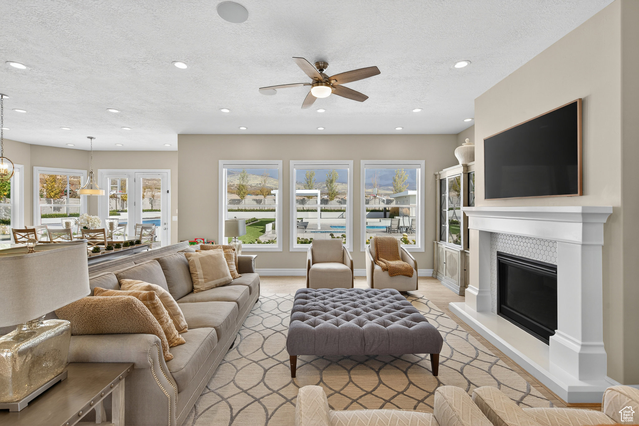 DRY CREEK - Residential