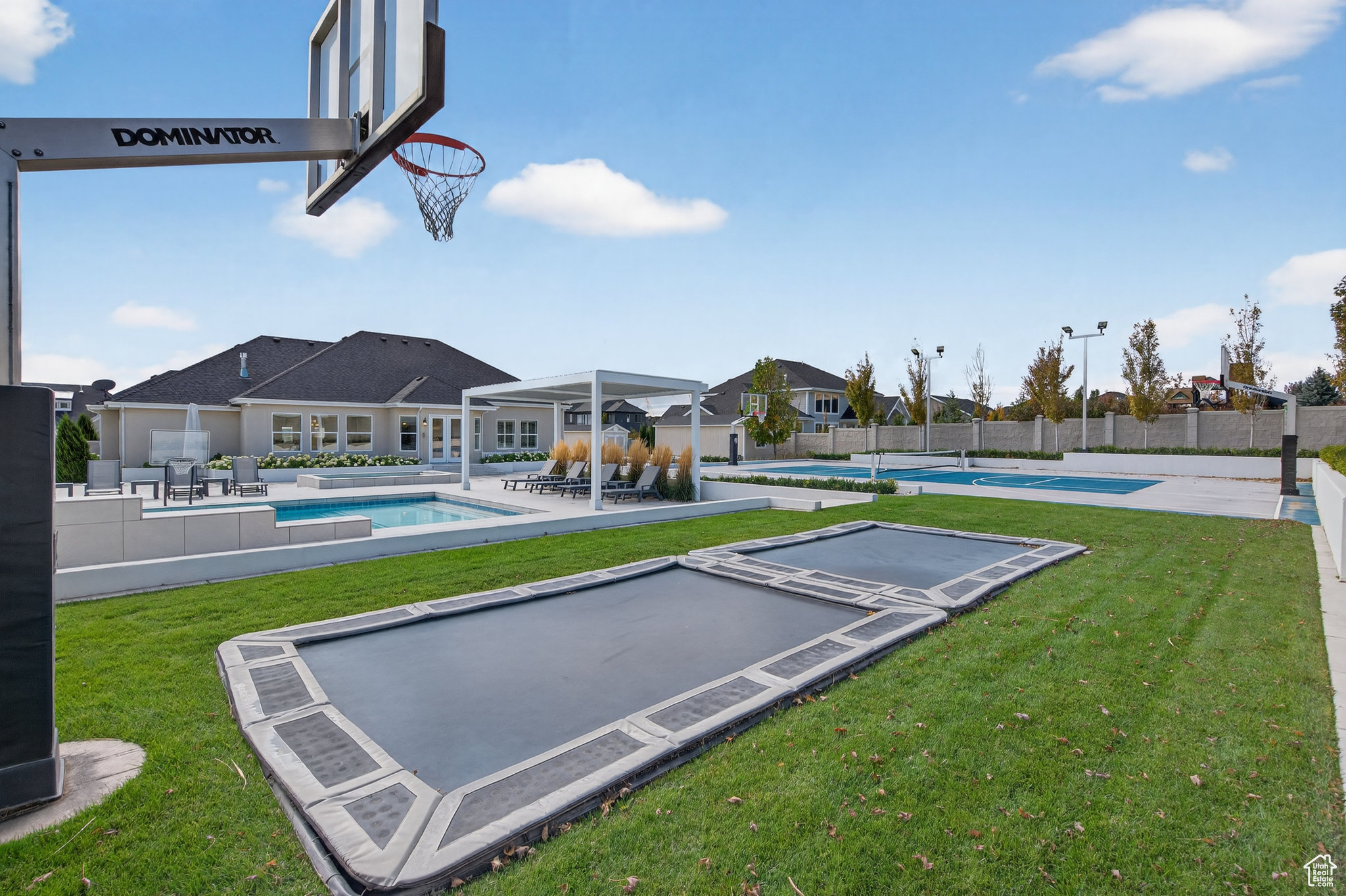 DRY CREEK - Residential