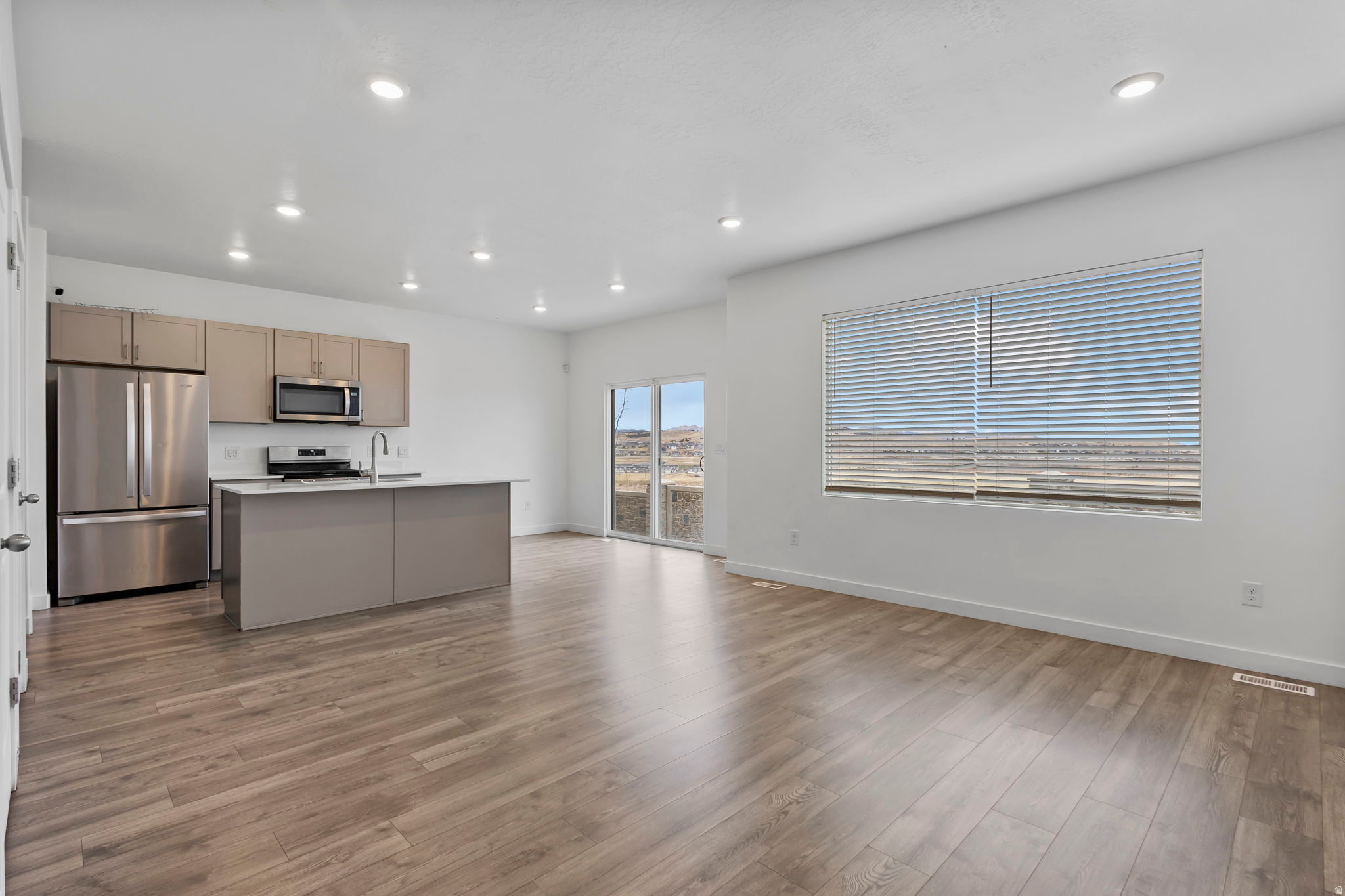 FOOTHILL VILLAGE - Residential