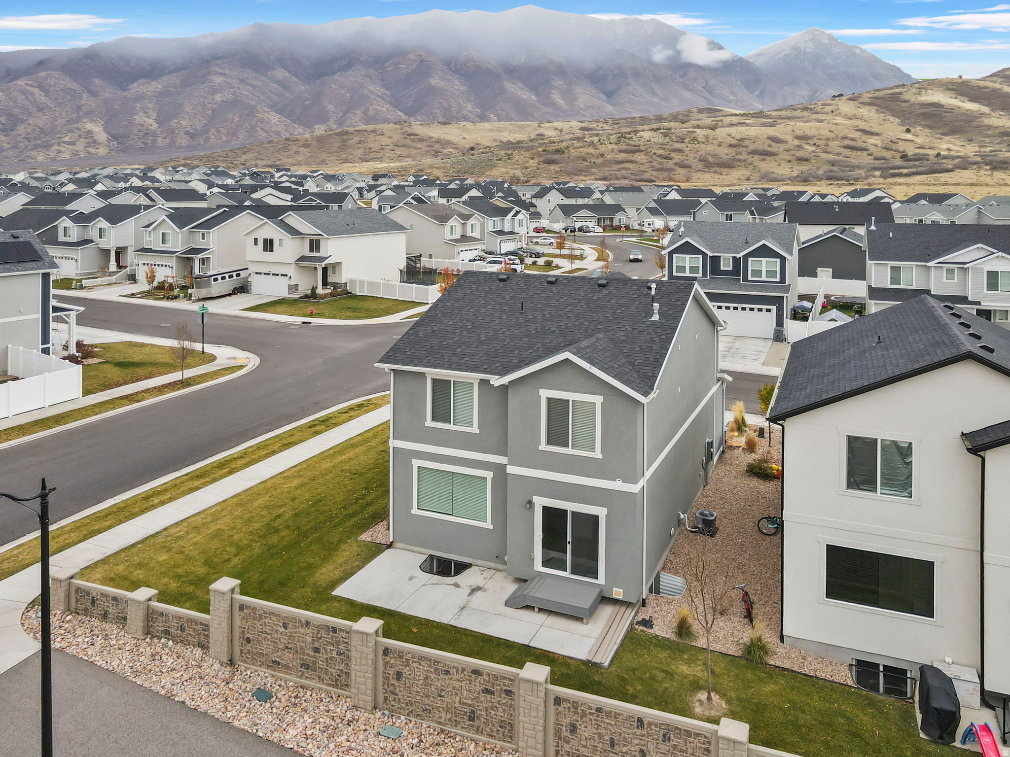 FOOTHILL VILLAGE - Residential