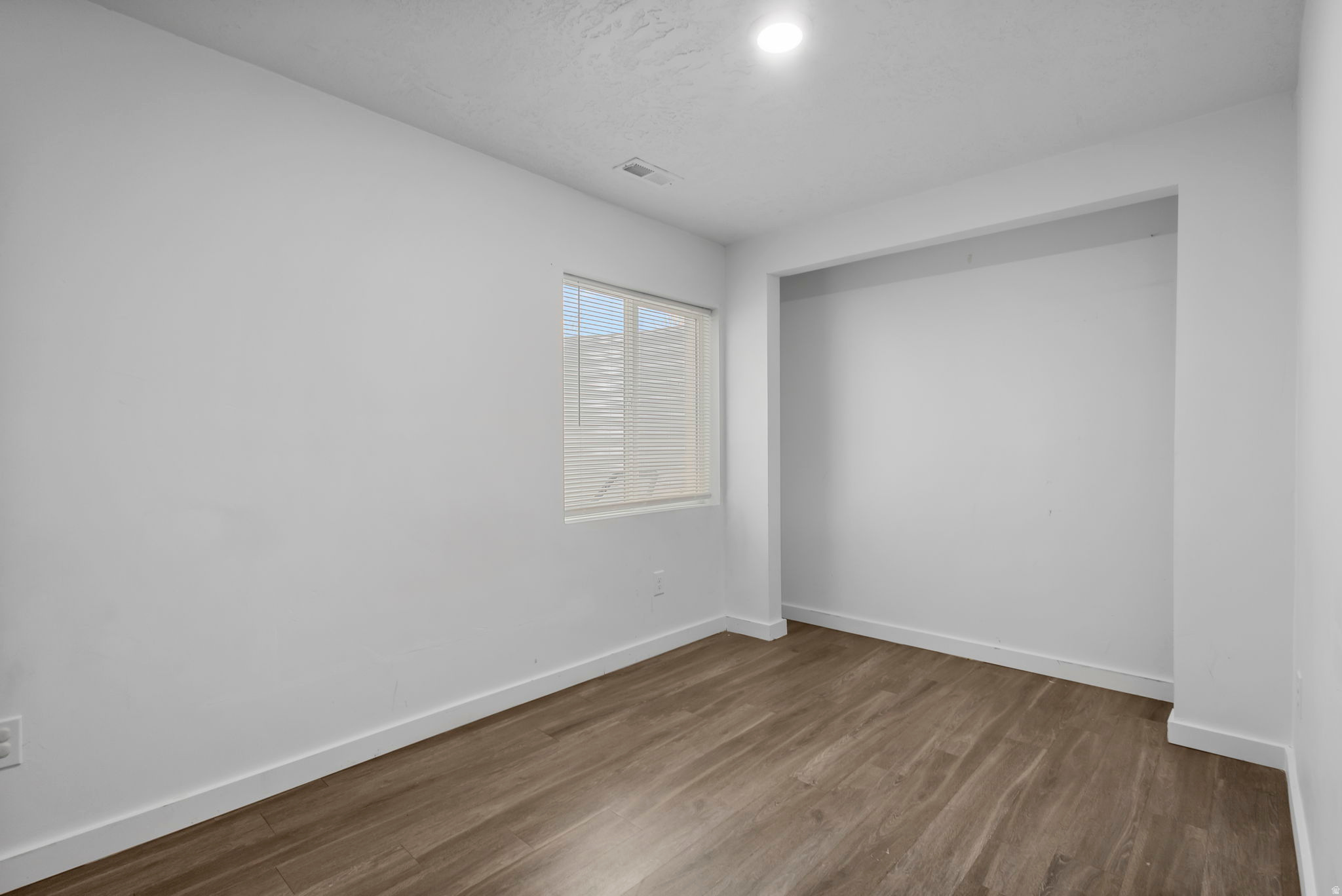 FOOTHILL VILLAGE - Residential