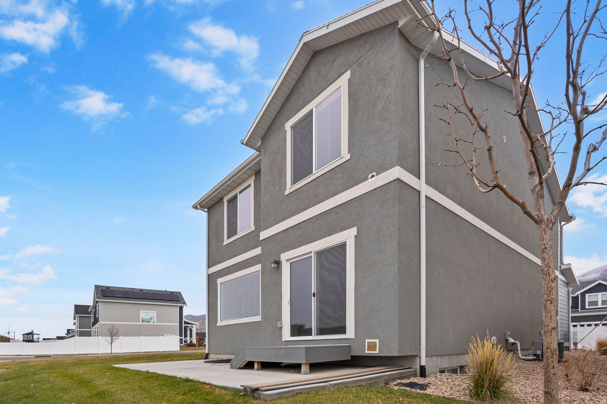 FOOTHILL VILLAGE - Residential