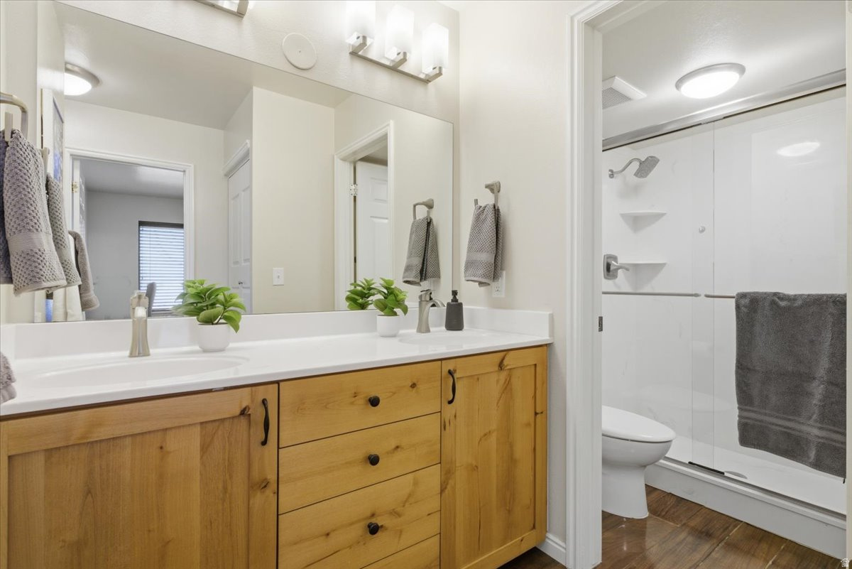WELLINGTON CONDO - Residential