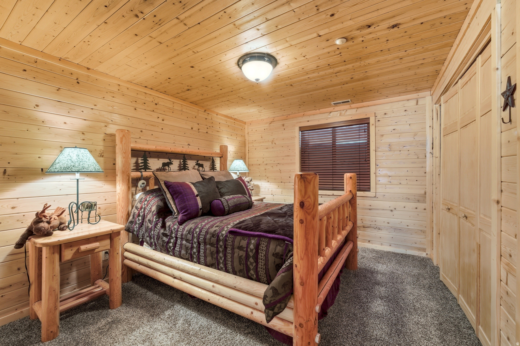 TIMBER LAKES - Residential