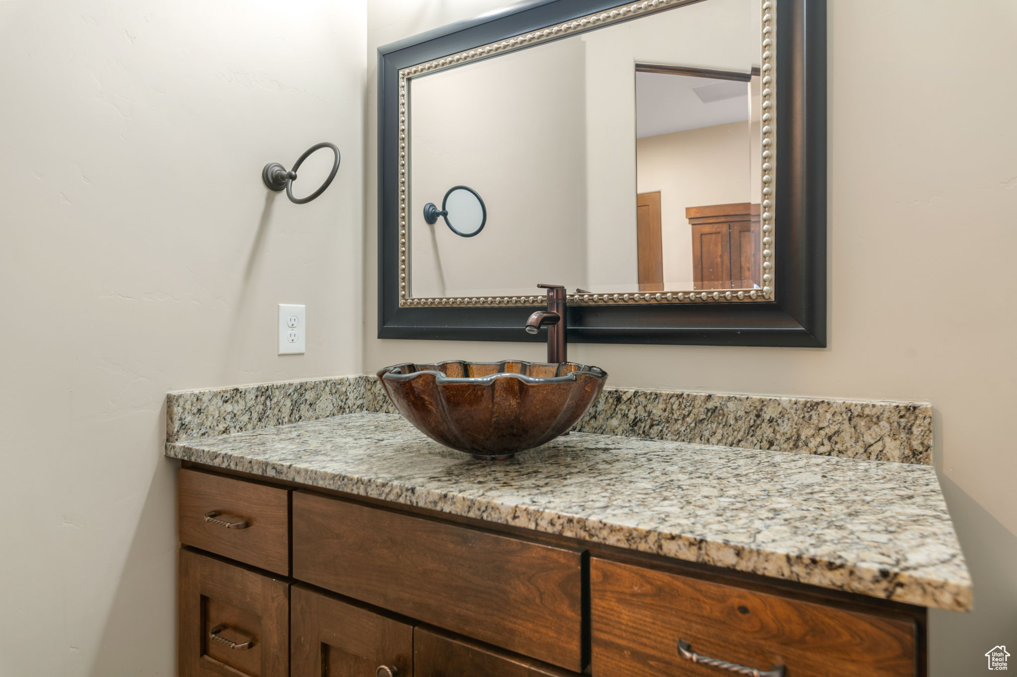 LEDGES OF ST GEORGE PH 8 - Residential