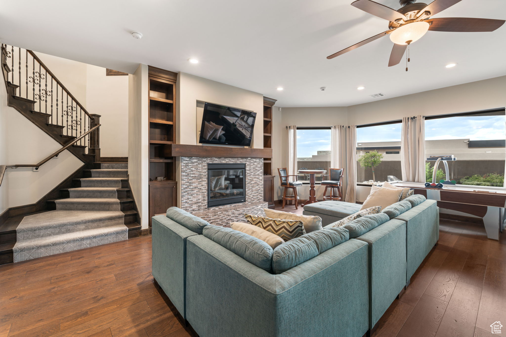 LEDGES OF ST GEORGE PH 8 - Residential