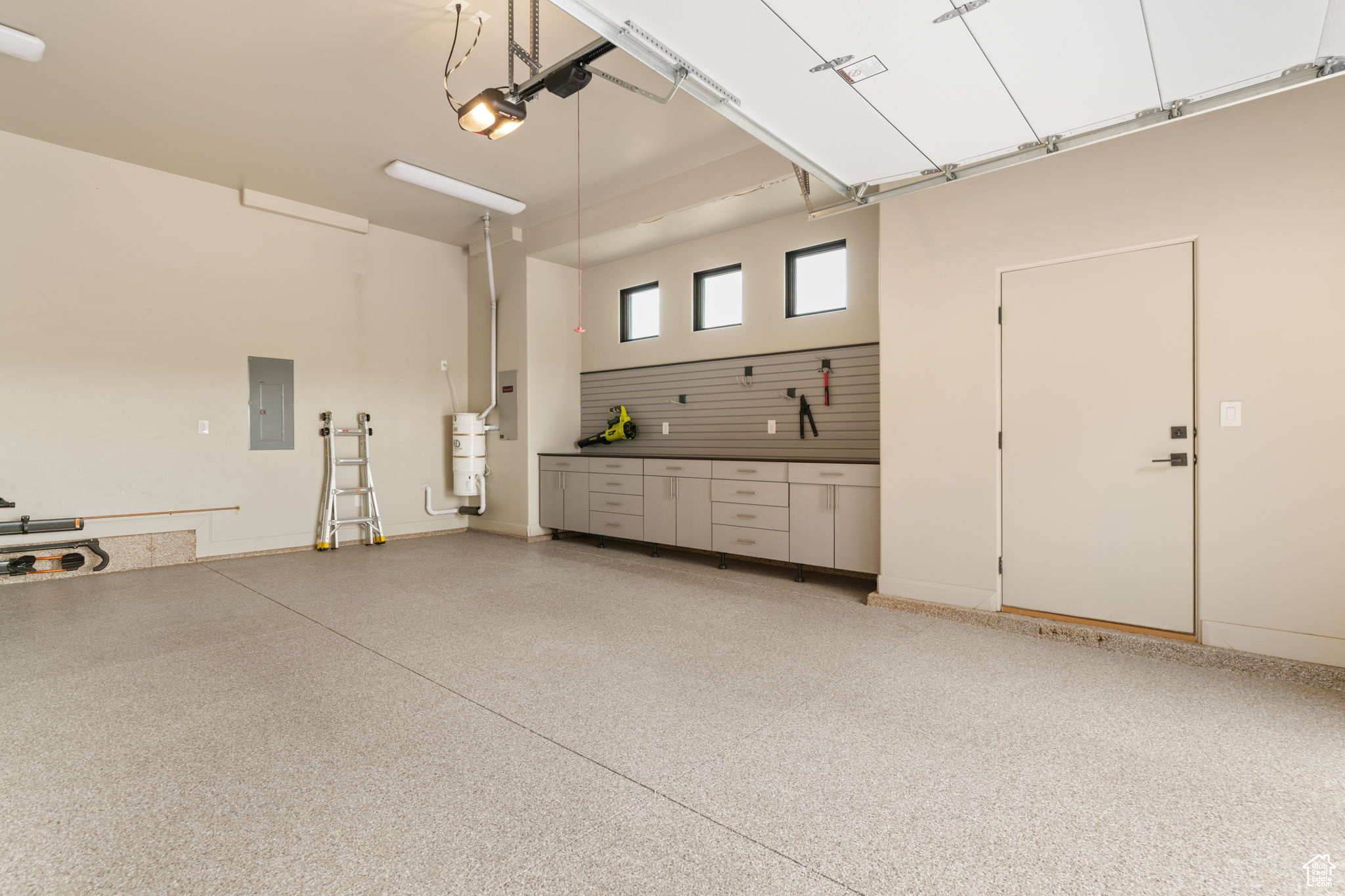 LEDGES OF ST GEORGE PH 8 - Residential