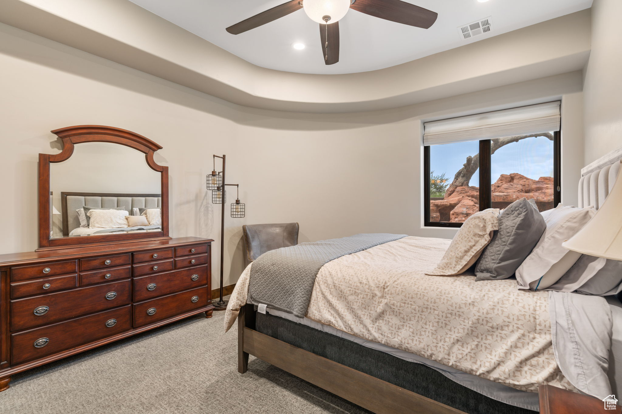 LEDGES OF ST GEORGE PH 8 - Residential