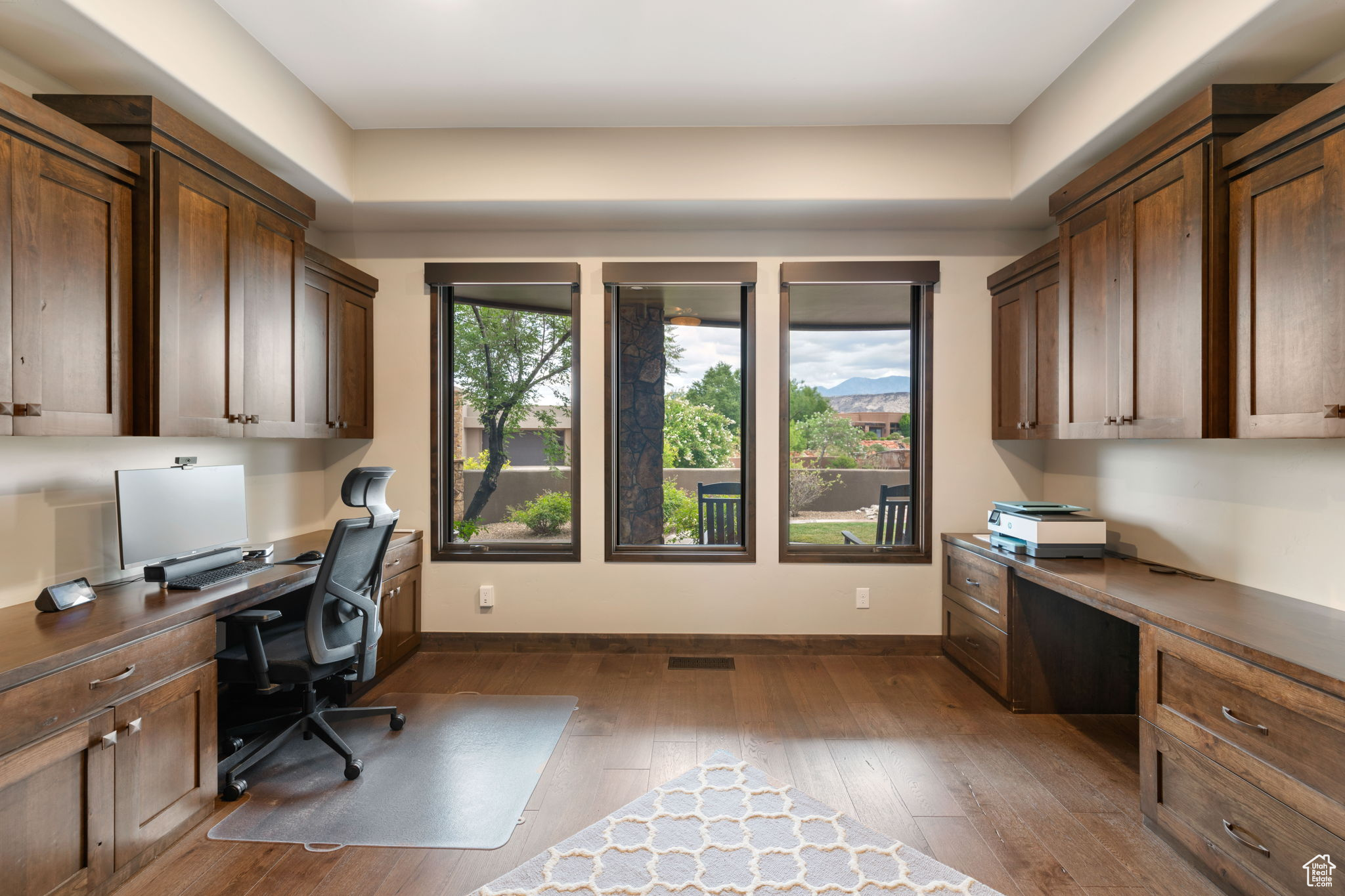 LEDGES OF ST GEORGE PH 8 - Residential