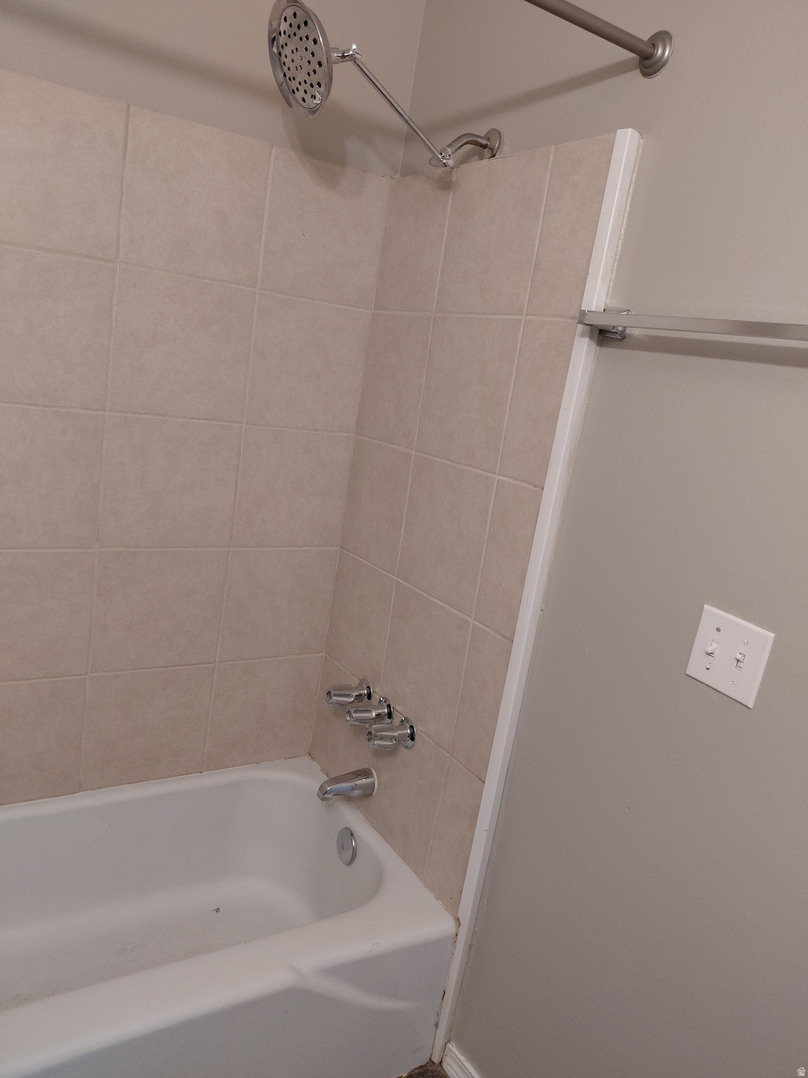 LINDENBROOK - Residential