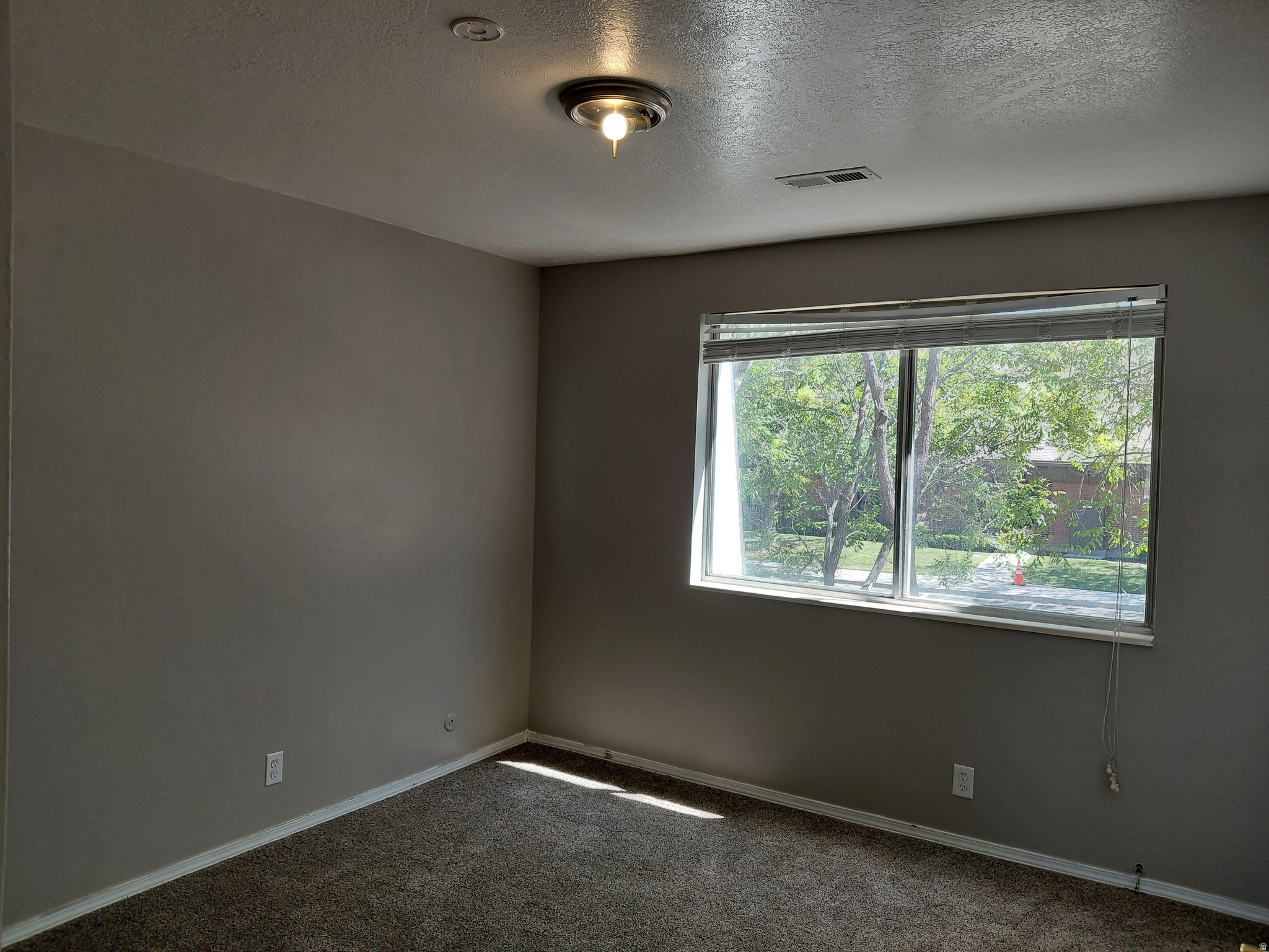 LINDENBROOK - Residential
