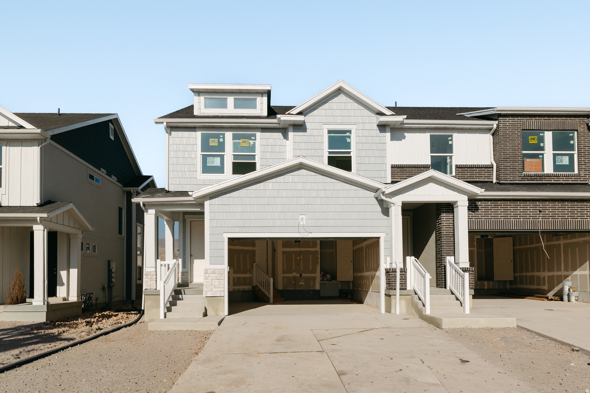 RIDGEHORNE - Residential